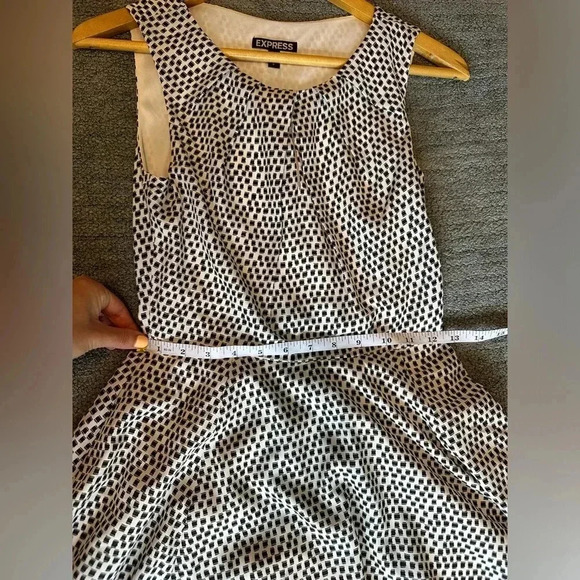 Express Black and White Geometric Fit & Flare Dress - Picture 3 of 9